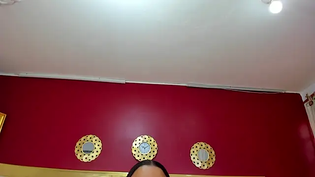 EileenBenzon online show from December 2024 02:28:02 PM