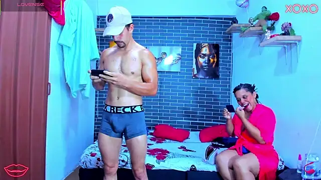 alessandro27yleonora online show from October 2025 11:19:01 AM