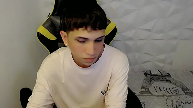 Snapshot of Brayan_lopezz chatting on January 2025 12:47:02 PM Brayan lopezz online show from January 2025 12:47:02 PM