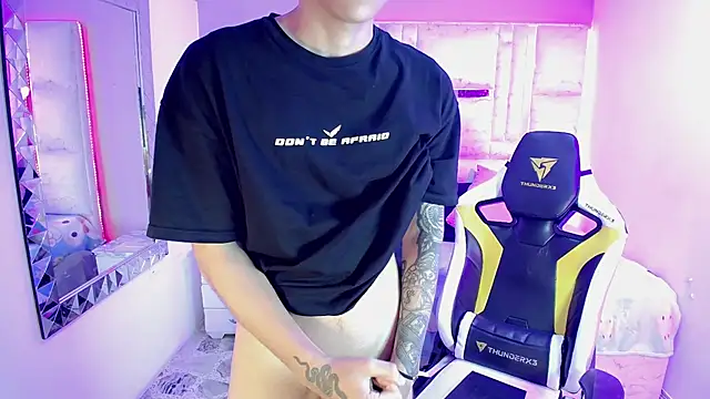 Snapshot of Brayan_lopezz chatting on January 2025 03:50:01 PM Brayan lopezz online show from January 2025 03:50:01 PM