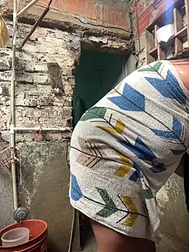 andreinabigtits online show from March 2025 02:54:01 PM