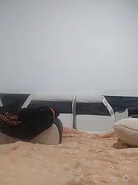 Snapshot of Atabey_65 chatting on October 2025 09:57:02 PM Atabey 65 online show from October 2025 09:57:02 PM