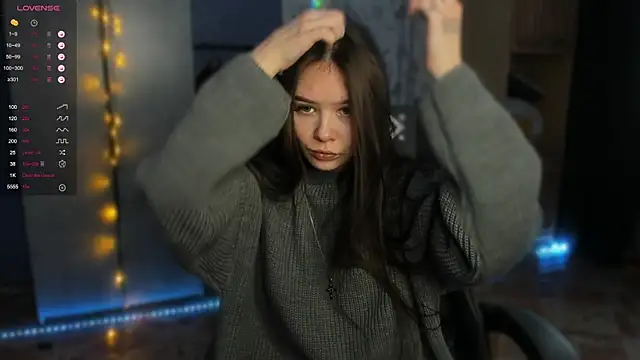 Snapshot of SweetyDeviliya chatting on December 2025 04:17:01 AM SweetyDeviliya online show from December 2025 04:17:01 AM