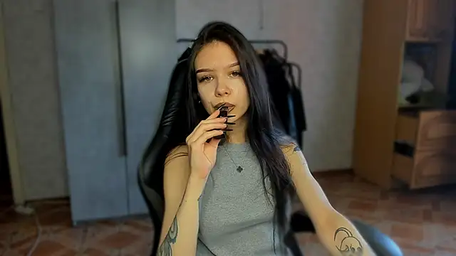 SweetyDeviliya online show from May 2026 05:49:01 AM