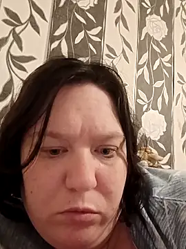 CurvyMilf1992 online show from October 2025 10:31:01 PM