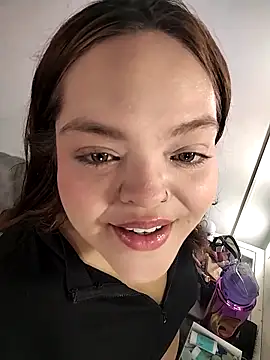 Snapshot of Dakota-Bruce chatting on December 2025 03:05:01 PM Dakota-Bruce online show from December 2025 03:05:01 PM