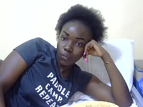 Snapshot of Chichii- chatting on January 2025 10:19:01 PM Chichii- online show from January 2025 10:19:01 PM