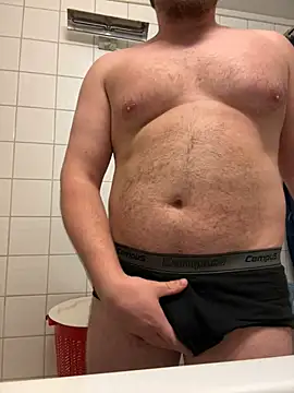 Snapshot of Johny69xo chatting on March 2025 09:26:02 PM Johny69xo online show from March 2025 09:26:02 PM