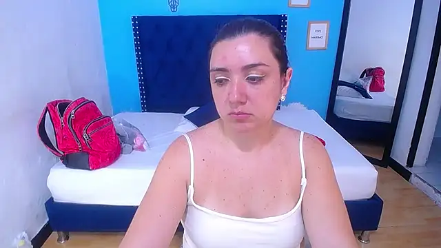 kinky redhead18 online show from February 2026 02:01:02 PM