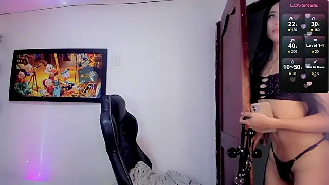 Snapshot of AndreaSweet_ chatting on November 2025 05:38:01 PM AndreaSweet online show from November 2025 05:38:01 PM