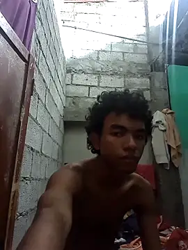 Snapshot of Reynold2608 chatting on September 2025 07:47:02 PM Reynold2608 online show from September 2025 07:47:02 PM