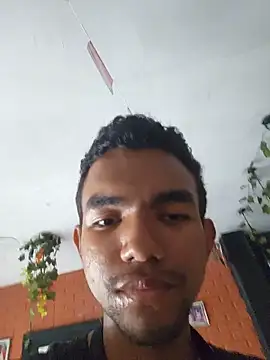 Snapshot of Reynold2608 chatting on June 2026 08:58:01 PM Reynold2608 online show from June 2026 08:58:01 PM