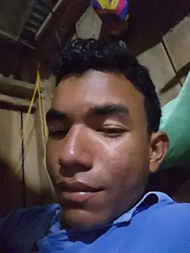 Reynold2608 online show from June 2026 01:55:01 AM