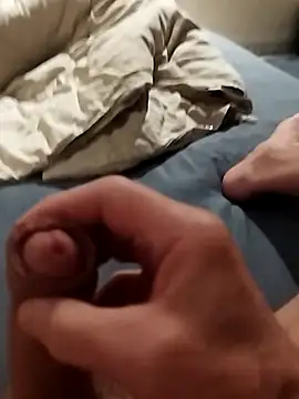 RLLrrr online show from November 2025 03:51:02 AM