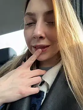 Sunny   Bunny online show from March 2026 01:06:01 PM