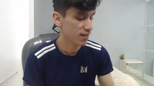 Snapshot of alan_ws chatting on January 2025 12:21:01 PM alan ws online show from January 2025 12:21:01 PM