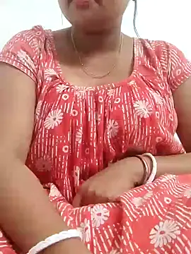 Snapshot of Priya_2222 chatting on December 2024 05:04:02 PM Priya 2222 online show from December 2024 05:04:02 PM