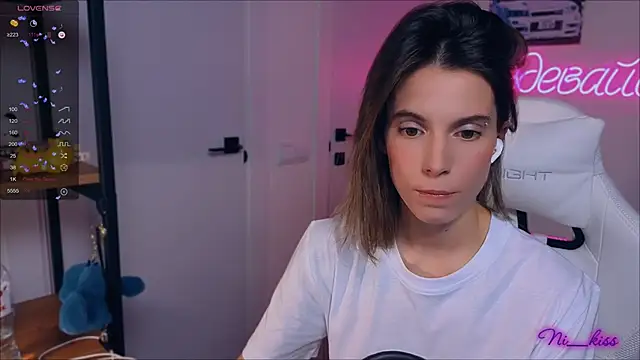 Snapshot of _ni_kiss chatting on September 2025 07:59:01 PM ni kiss online show from September 2025 07:59:01 PM