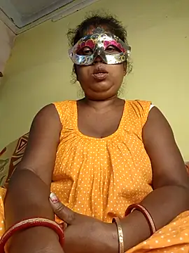 Snapshot of tinabhabhi chatting on June 2026 10:28:02 AM tinabhabhi online show from June 2026 10:28:02 AM