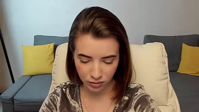 Anita Robby online show from October 2025 01:01:01 PM