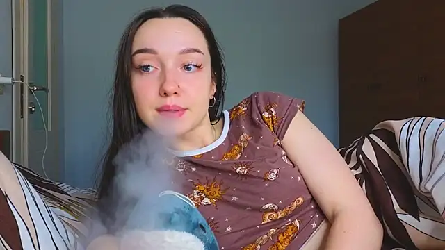 Snapshot of Wild_Sophie_ chatting on January 2025 08:10:02 AM Wild Sophie online show from January 2025 08:10:02 AM