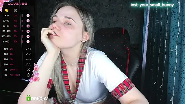 Your small bunny online show from October 2025 02:09:02 AM