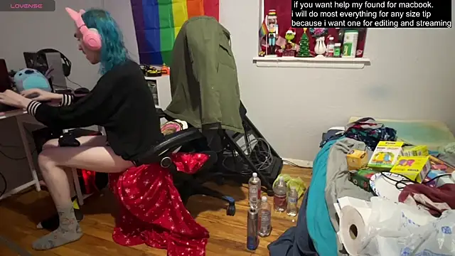 Snapshot of tallnerdyguy chatting on March 2025 04:49:02 AM tallnerdyguy online show from March 2025 04:49:02 AM