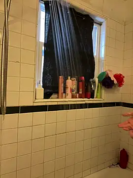 Snapshot of tallnerdyguy chatting on March 2025 10:32:02 PM tallnerdyguy online show from March 2025 10:32:02 PM