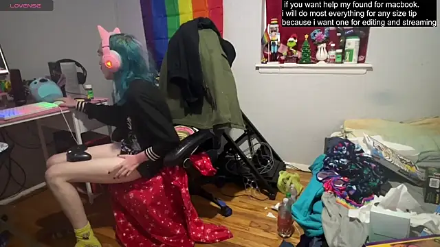 Snapshot of tallnerdyguy chatting on March 2025 05:31:01 AM tallnerdyguy online show from March 2025 05:31:01 AM