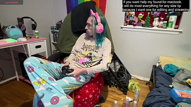 Snapshot of tallnerdyguy chatting on March 2025 02:48:01 AM tallnerdyguy online show from March 2025 02:48:01 AM