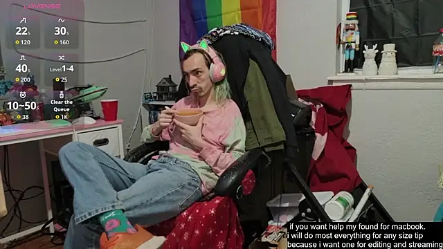 Snapshot of tallnerdyguy chatting on September 2025 03:01:01 AM tallnerdyguy online show from September 2025 03:01:01 AM