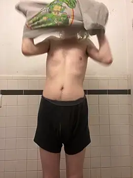 Snapshot of tallnerdyguy chatting on November 2025 10:09:02 PM tallnerdyguy online show from November 2025 10:09:02 PM