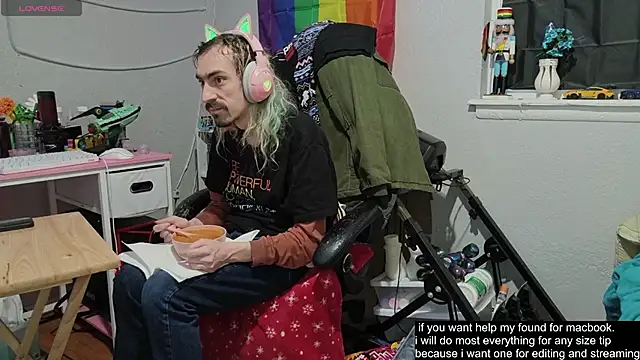 Snapshot of tallnerdyguy chatting on November 2025 03:16:02 AM tallnerdyguy online show from November 2025 03:16:02 AM