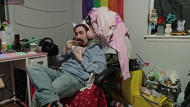 tallnerdyguy online show from March 2026 02:37:01 AM