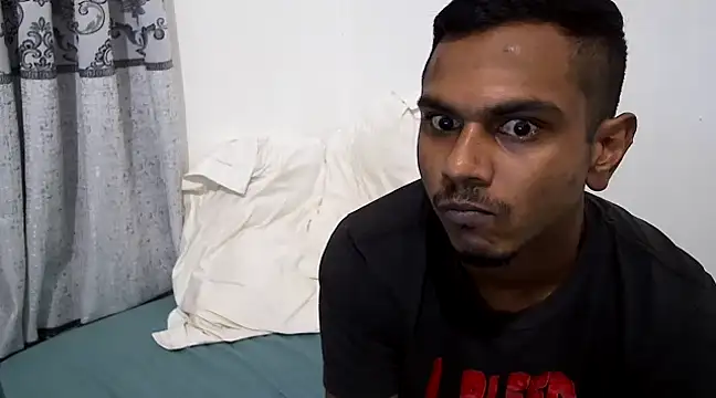 Kenlyn  online show from February 2025 08:00:02 PM