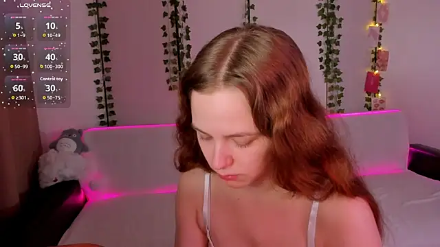 Fox Lisa online show from April 2026 08:35:02 PM