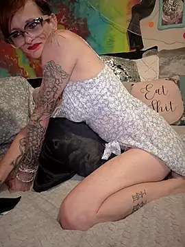 Snapshot of ivylee31 chatting on July 2026 03:22:01 AM ivylee31 online show from July 2026 03:22:01 AM