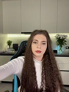 CurlyLara online show from November 2025 03:31:02 AM