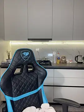 CurlyLara online show from March 2026 02:19:02 AM