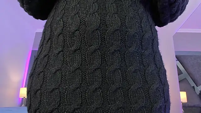 AmberiniHoffman online show from March 2025 11:44:02 AM