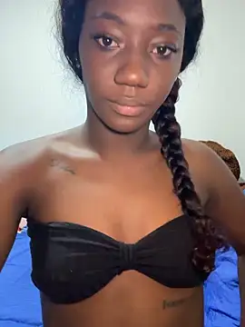 Khenta Michells online show from April 2026 10:44:01 AM