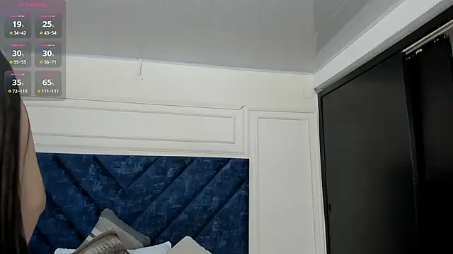 Charlotte Mayer online show from March 2026 11:29:02 AM