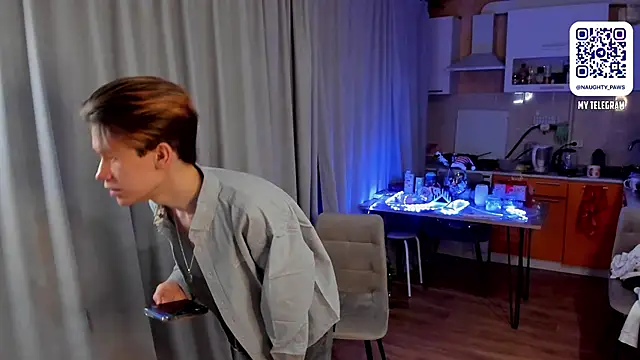 Snapshot of AndrewwCarter2 chatting on March 2025 07:15:02 PM AndrewwCarter2 online show from March 2025 07:15:02 PM