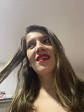 Snapshot of gwen_ashly chatting on February 2026 08:53:02 PM gwen ashly online show from February 2026 08:53:02 PM