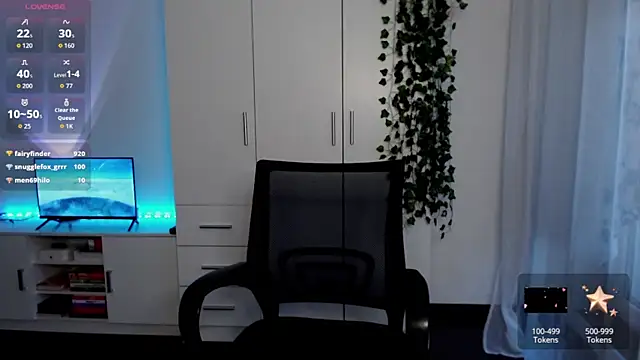 Snapshot of lounahyan chatting on September 2025 03:49:02 PM lounahyan online show from September 2025 03:49:02 PM