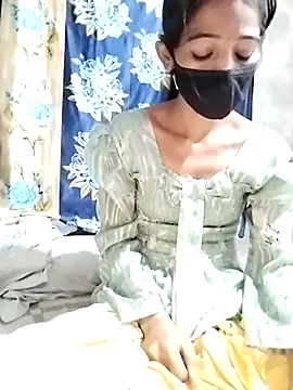 Cute-Ridhima online show from February 2025 05:37:01 AM