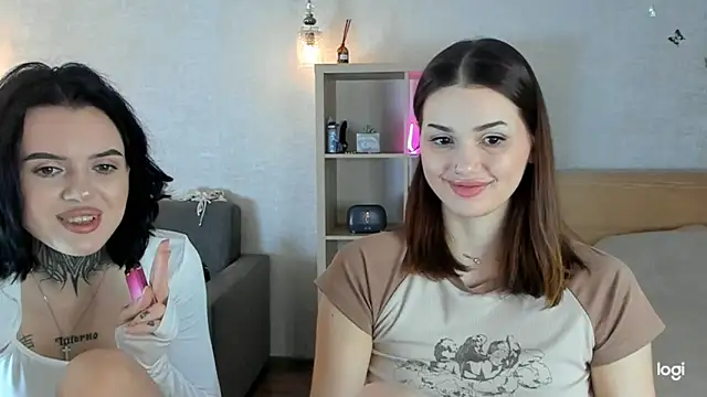 Snapshot of KeithTown chatting on December 2024 08:31:01 AM KeithTown online show from December 2024 08:31:01 AM