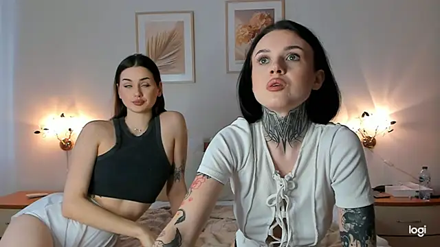 Snapshot of KeithTown chatting on January 2025 08:29:01 AM KeithTown online show from January 2025 08:29:01 AM