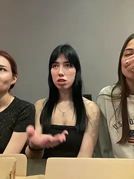 Snapshot of KeithTown chatting on October 2025 03:41:01 PM KeithTown online show from October 2025 03:41:01 PM