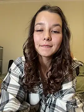 Snapshot of PoppyRobinson chatting on December 2024 06:38:01 PM PoppyRobinson online show from December 2024 06:38:01 PM